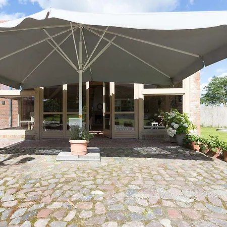 Ferienhaus Gut Landleben בית נופש