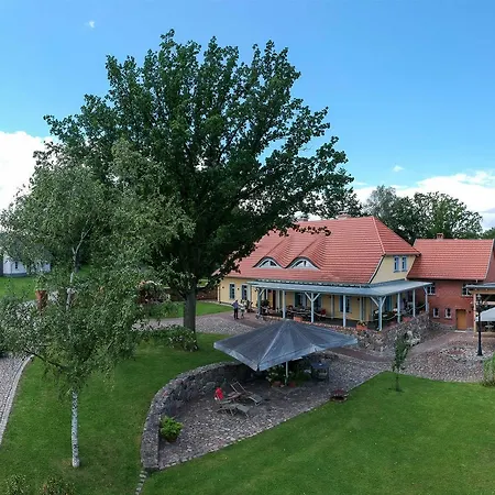 Ferienhaus Gut Landleben בית נופש Gellenthin
